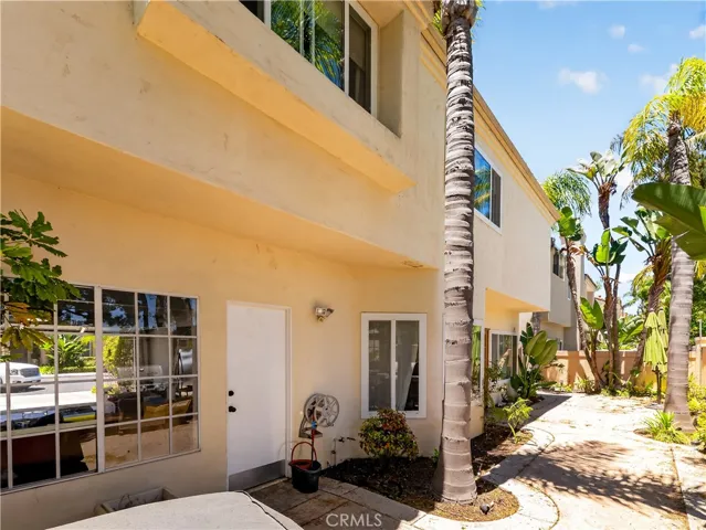 3142 Corte Hermosa, Newport Beach, California 92660