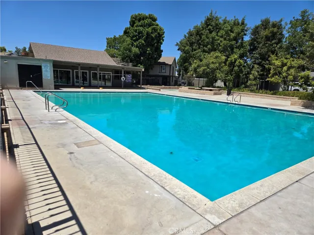 HOA Pool