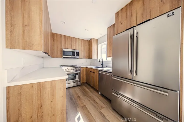 5933 Comey Avenue 2, Los Angeles, California 90034