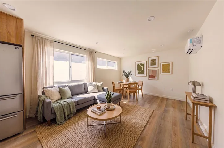 5933 Comey Avenue 2, Los Angeles, California 90034