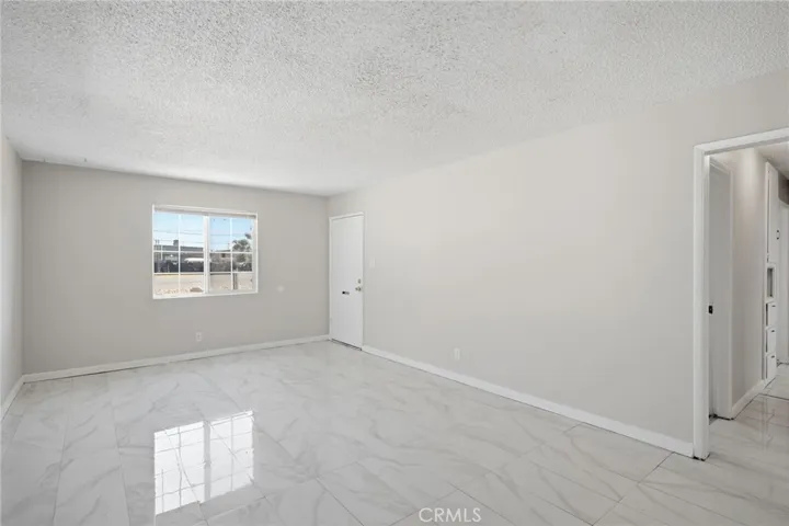 1115 19 St, Bakersfield, California 93305
