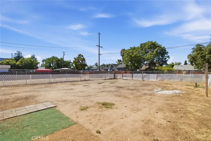 1115 19 St, Bakersfield, California 93305