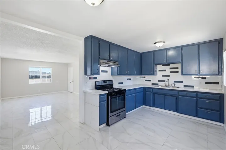 1115 19 St, Bakersfield, California 93305