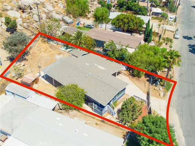 700 Shawnee Road, Perris, California 92570