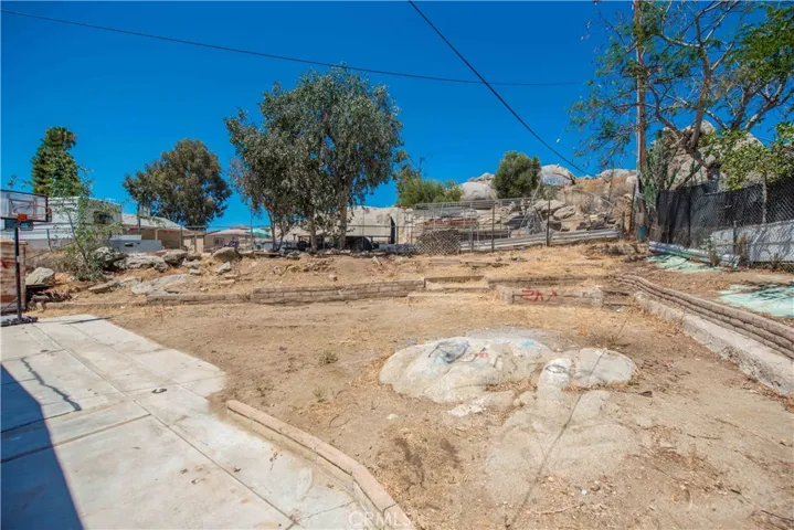 700 Shawnee Road, Perris, California 92570