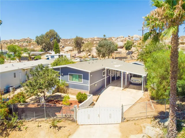 700 Shawnee Road, Perris, California 92570