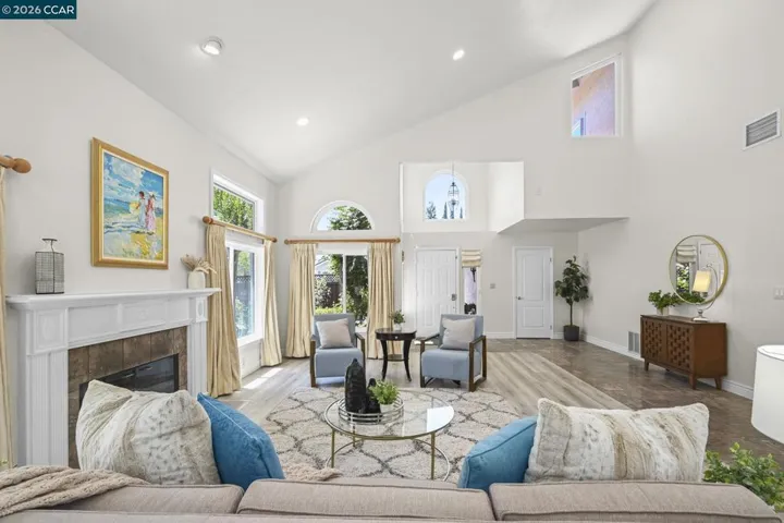 3385 Green Meadow Dr, Danville, California 94506