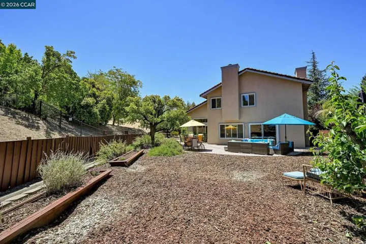 3385 Green Meadow Dr, Danville, California 94506