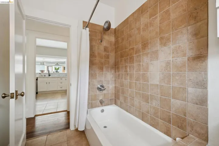 391 51st St, Oakland, California 94609