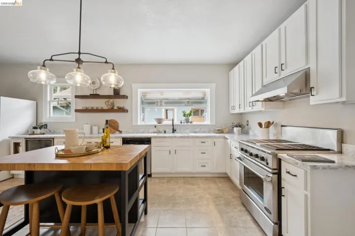 391 51st St, Oakland, California 94609