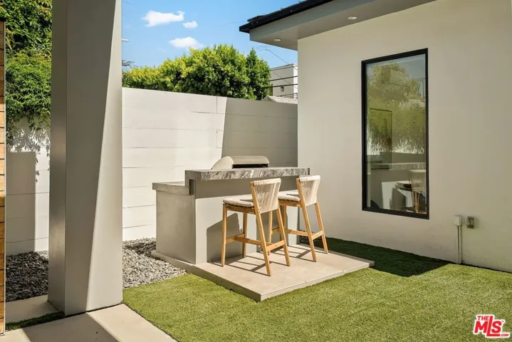 14812 Morrison Street, Sherman Oaks, California 91403