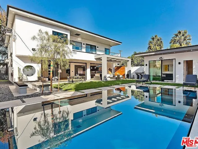 14812 Morrison Street, Sherman Oaks, California 91403