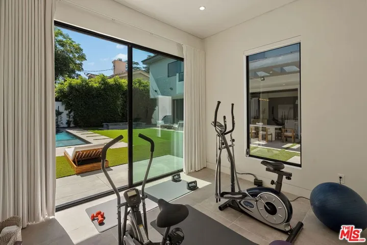 14812 Morrison Street, Sherman Oaks, California 91403