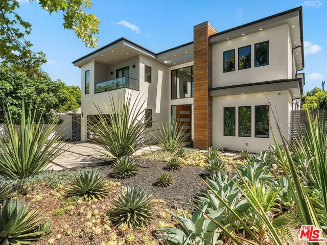 14812 Morrison Street, Sherman Oaks, California 91403