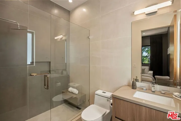 14812 Morrison Street, Sherman Oaks, California 91403