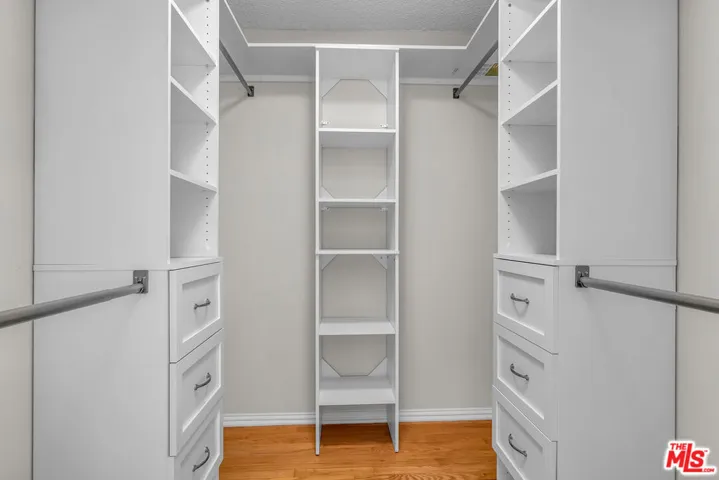 9061 Keith Avenue 204, West Hollywood, California 90069