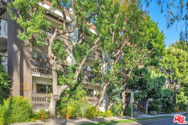 9061 Keith Avenue 204, West Hollywood, California 90069