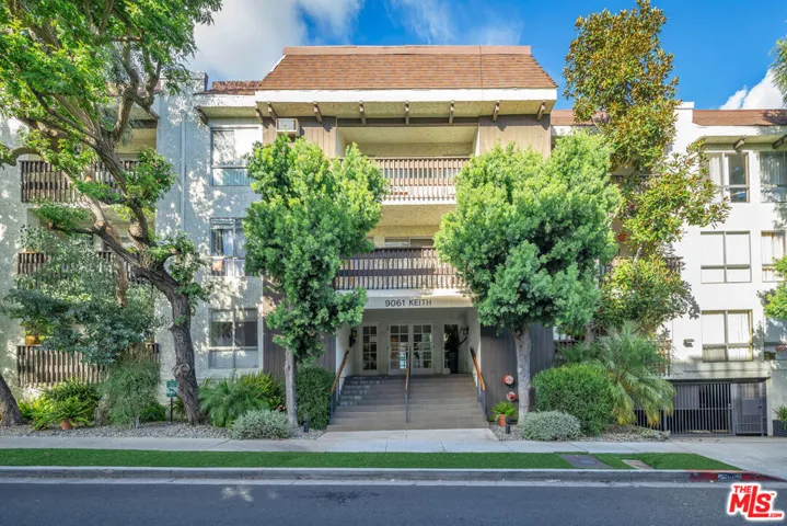 9061 Keith Avenue 204, West Hollywood, California 90069