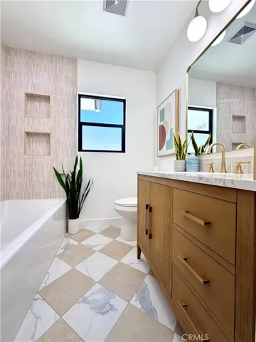 Deliciously updated Guest/Common bathroom