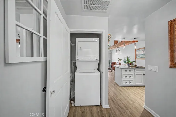 6315 Marina Pacifica Drive S, Long Beach, California 90803