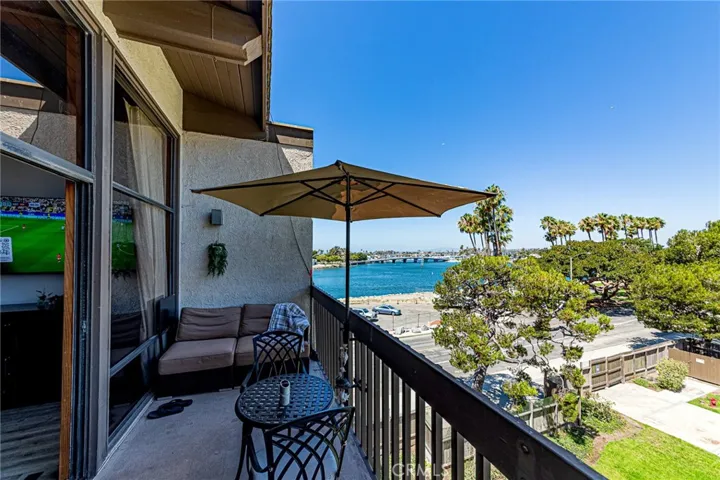 6315 Marina Pacifica Drive S, Long Beach, California 90803