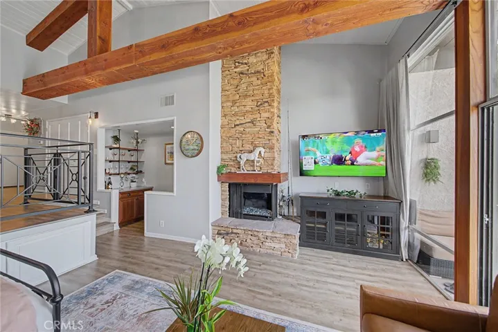 6315 Marina Pacifica Drive S, Long Beach, California 90803