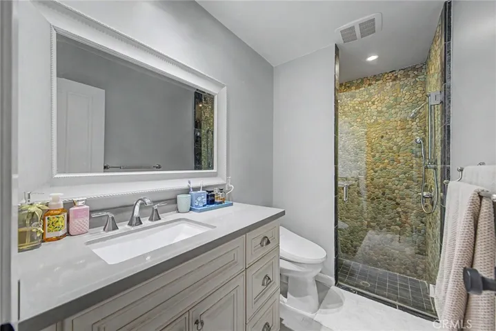 6315 Marina Pacifica Drive S, Long Beach, California 90803