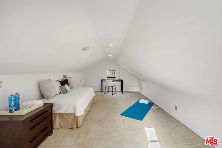 5438 Colfax Avenue, Los Angeles, California 91601