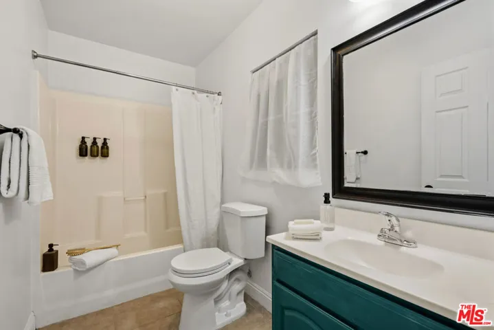 5438 Colfax Avenue, Los Angeles, California 91601