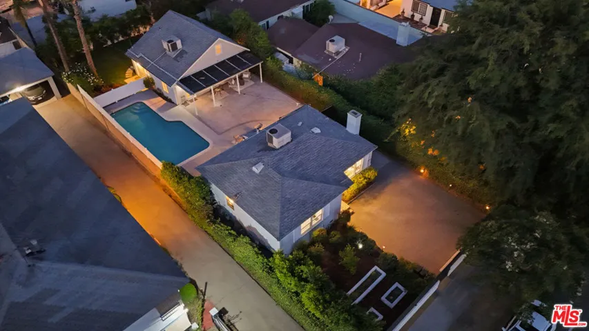 5438 Colfax Avenue, Los Angeles, California 91601