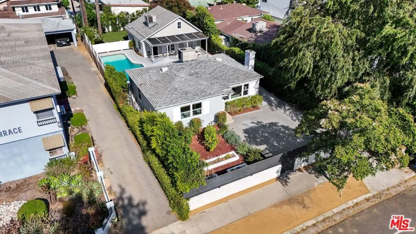 5438 Colfax Avenue, Los Angeles, California 91601