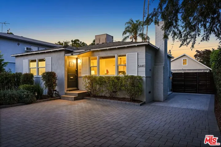 5438 Colfax Avenue, Los Angeles, California 91601