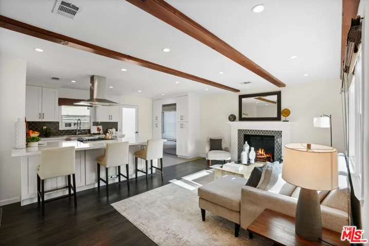 5438 Colfax Avenue, Los Angeles, California 91601