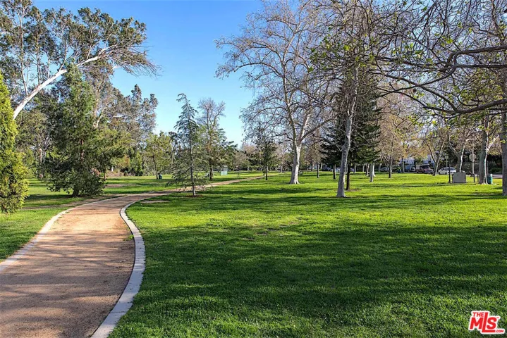 5438 Colfax Avenue, Los Angeles, California 91601