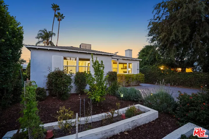 5438 Colfax Avenue, Los Angeles, California 91601