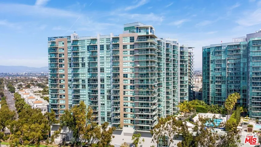 13600 Marina Pointe Drive 604, Marina Del Rey, California 90292
