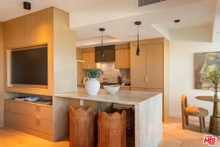 13600 Marina Pointe Drive 604, Marina Del Rey, California 90292