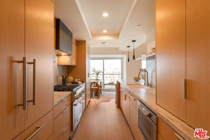 13600 Marina Pointe Drive 604, Marina Del Rey, California 90292