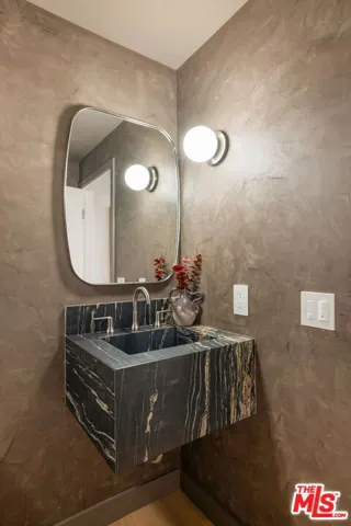 13600 Marina Pointe Drive 604, Marina Del Rey, California 90292