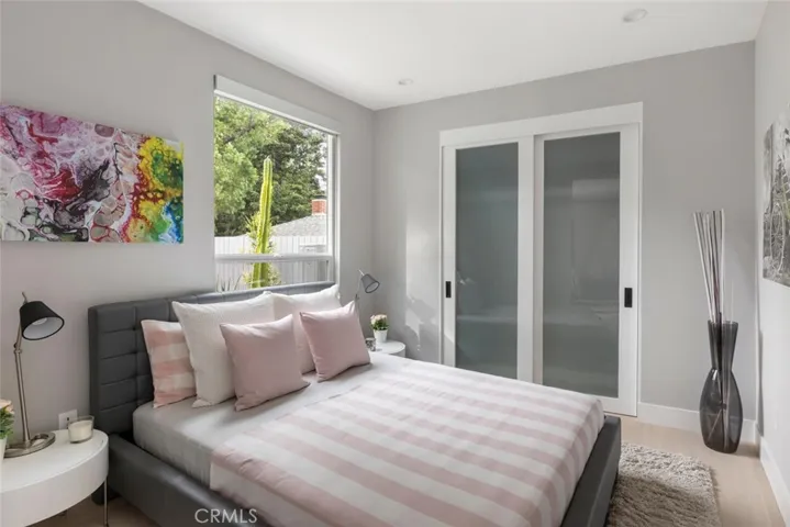 4731 Topanga Canyon Boulevard, Woodland Hills, California 91364