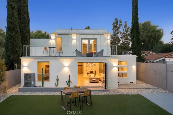 4731 Topanga Canyon Boulevard, Woodland Hills, California 91364