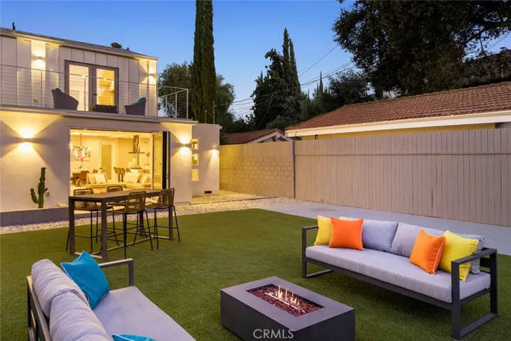 4731 Topanga Canyon Boulevard, Woodland Hills, California 91364