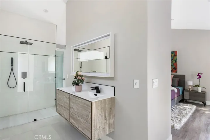 4731 Topanga Canyon Boulevard, Woodland Hills, California 91364