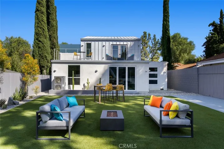 4731 Topanga Canyon Boulevard, Woodland Hills, California 91364