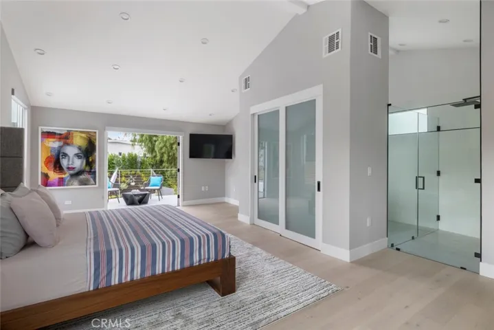 4731 Topanga Canyon Boulevard, Woodland Hills, California 91364