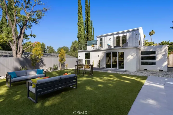 4731 Topanga Canyon Boulevard, Woodland Hills, California 91364