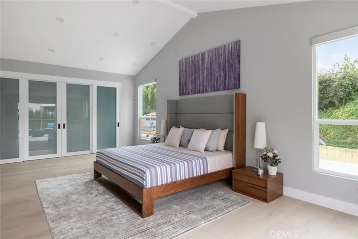 4731 Topanga Canyon Boulevard, Woodland Hills, California 91364