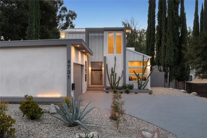 4731 Topanga Canyon Boulevard, Woodland Hills, California 91364