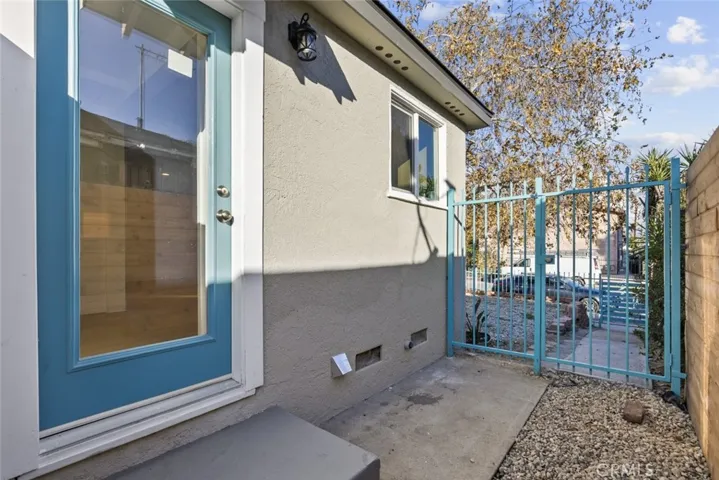 6661 Beck Avenue, North Hollywood, California 91606