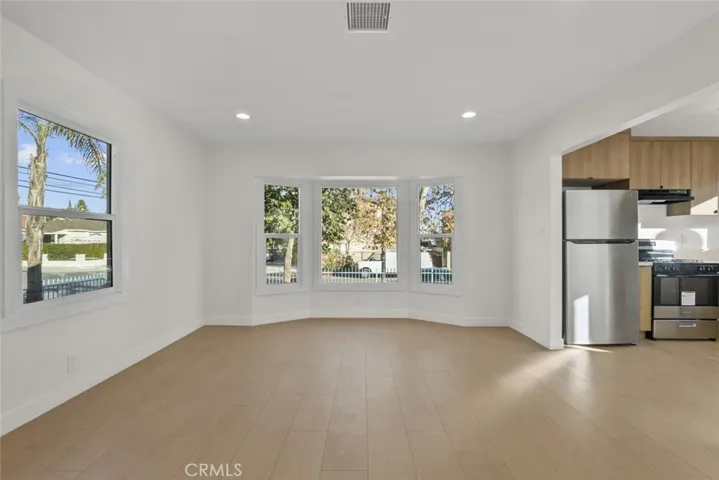 6661 Beck Avenue, North Hollywood, California 91606
